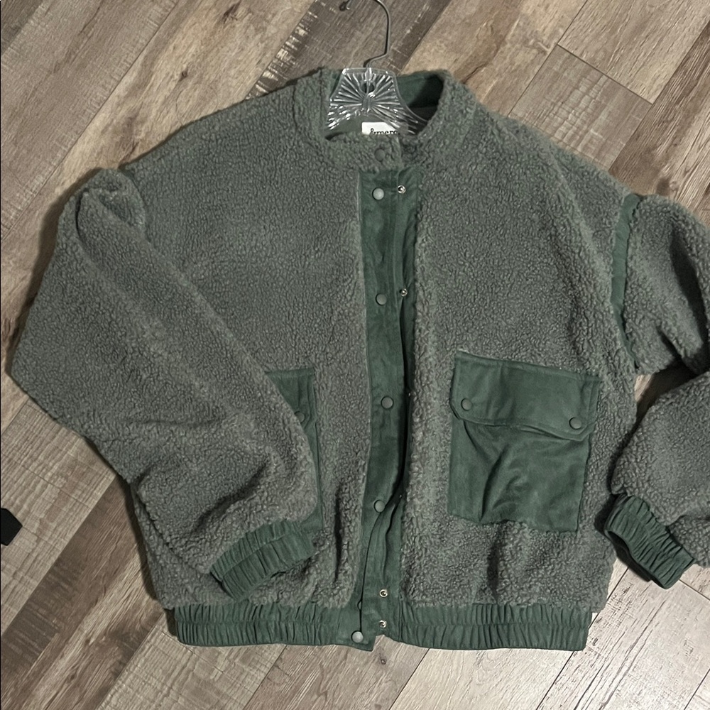 Jacket - Picture 3 of 3
